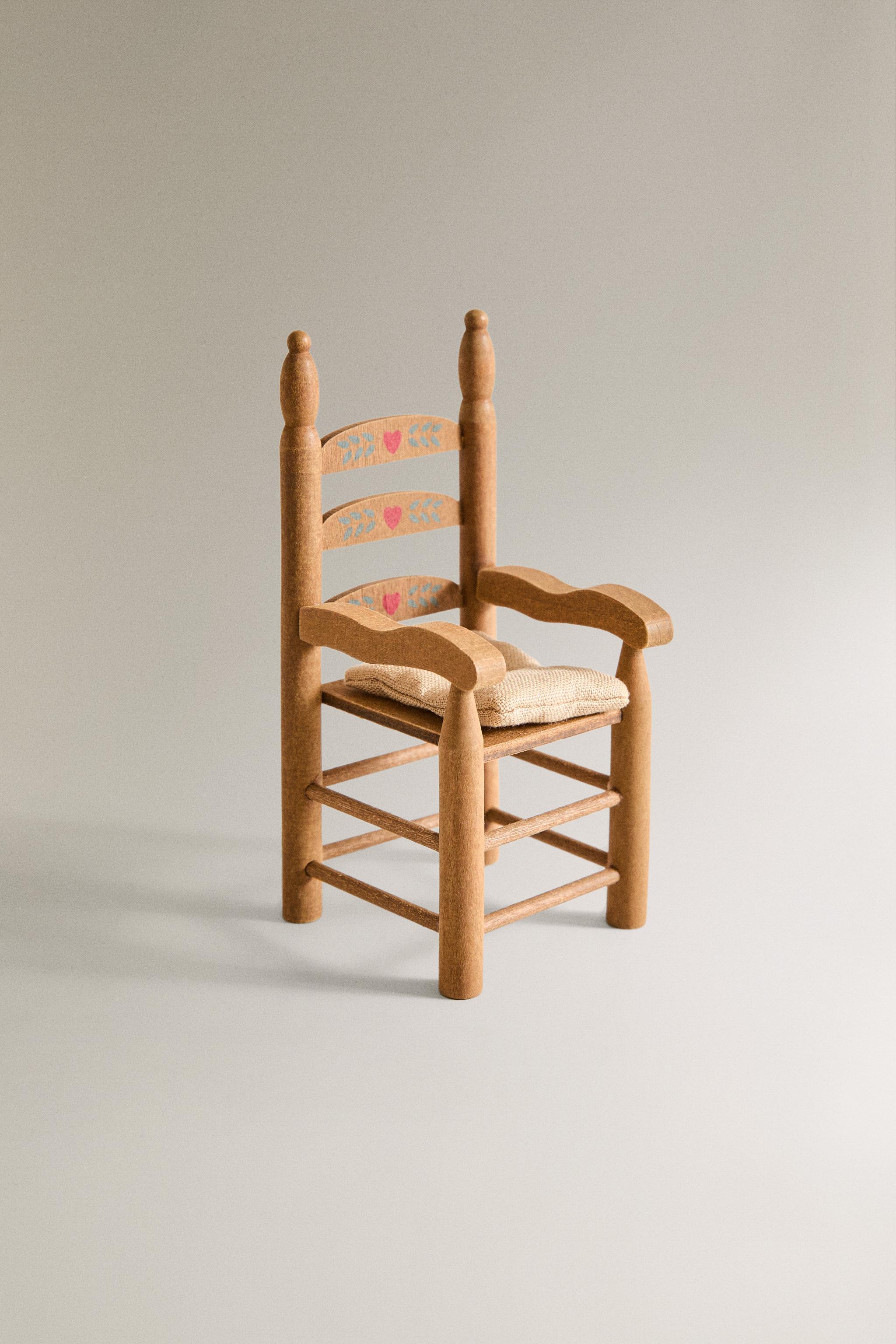 CHILDREN'S DOLLHOUSE CHRISTMAS LIVING ROOM TOY SET